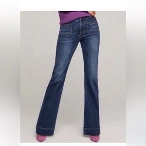 Cabi 4151 patch pocket jeans